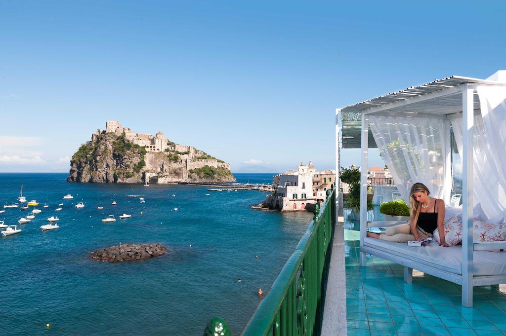 מלון איסקיה Miramare E Castello מראה חיצוני תמונה